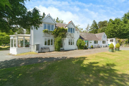 5 acres of Agricultural Land for sale in Gwyddelwern