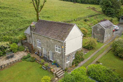 14 acres of House with Land for sale in Manordeilo and Salem