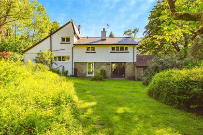 36 acres of Agricultural Land for sale in Llanfihangel Ystrad