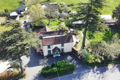 3 acres of Farmhouse for sale in Cheswick Green