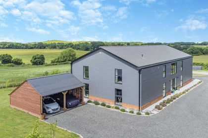 Land for sale in Crondall