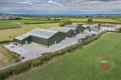 6 acres of House with Land for sale in Woodside
