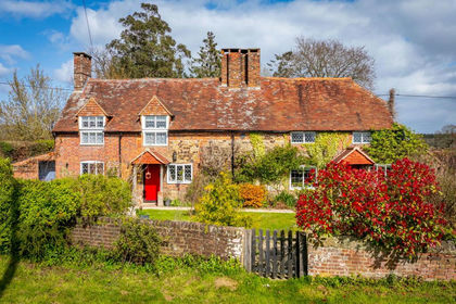 1 acre of House with Land for sale in Northchapel