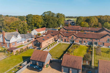 Land for sale in Puddington