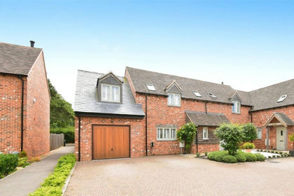 Land for sale in East Claydon