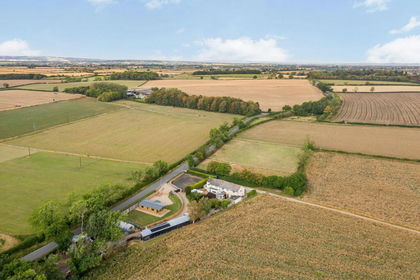 2.8 acres of House with Land for sale in South Cowton
