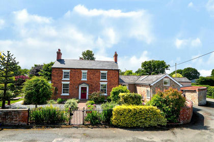 Land for sale in Llandysilio