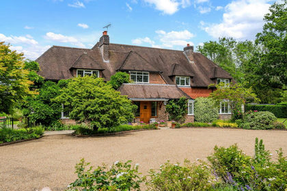 5.7 acres of House with Land for sale in Hartfield