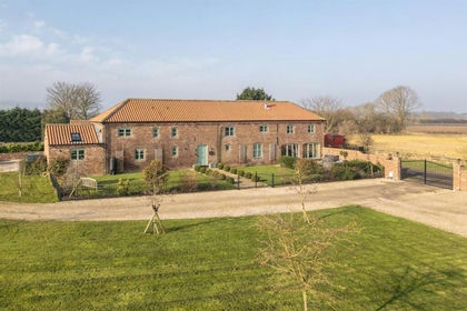 1.5 acres of Agricultural Land for sale in Gristhorpe