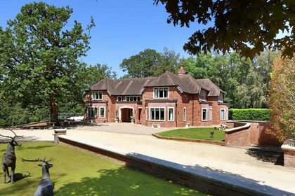 4.3 acres of House with Land for sale in Fulmer