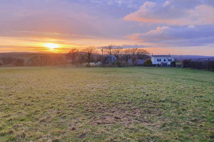 8 acres of House with Land for sale in Cenarth