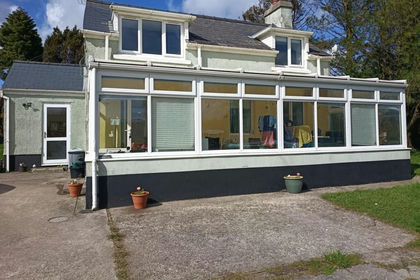 2.5 acres of Smallholding for sale in Llangyndeyrn