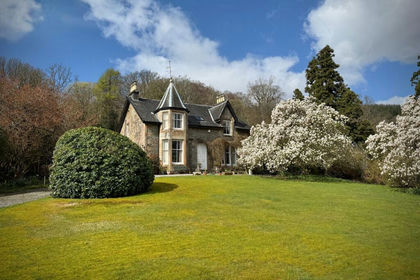 1 acre of House with Land for sale in Argyll, Bute and South Lochaber