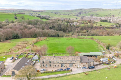 4.5 acres of House with Land for sale in Colne Valley