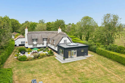 1 acre of House with Land for sale in Woodhurst
