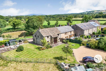 Barn Conversion for sale in Balderstone