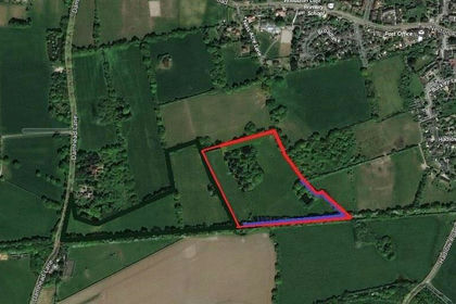 9.5 acres of Agricultural Land for sale in Chester North and Neston