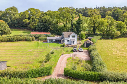 1 acre of Farmhouse for sale in Trellech United