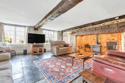 Farmhouse for sale in Seaton
