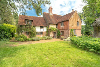 2.1 acres of Estate for sale in Chailey
