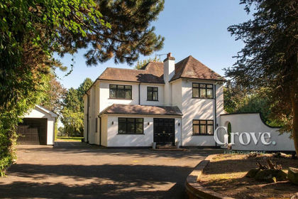 1 acre of House with Land for sale in Stone