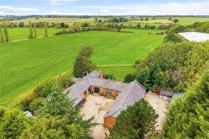 32 acres of House with Land for sale in Hoton