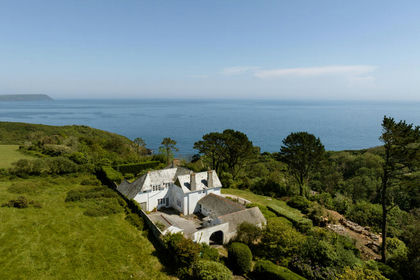 3.6 acres of House with Land for sale in Veryan