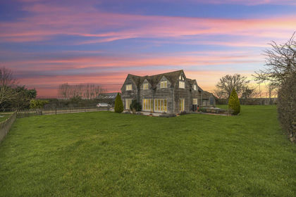 4.6 acres of Land for sale in Denchworth