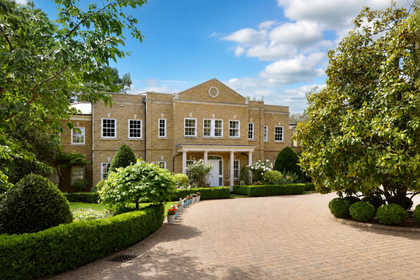 1.6 acres of House with Land for sale in Windsor