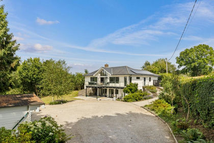 1 acre of House with Land for sale in Framfield