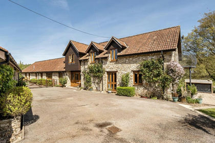 4.1 acres of Barn Conversion for sale in Widworthy