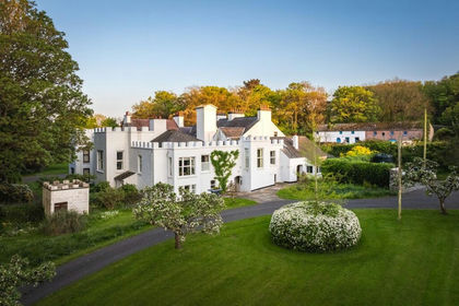 10 acres of Estate for sale in Angle