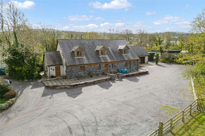 4.5 acres of House with Land for sale in Llanwnda