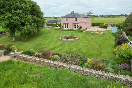 7.5 acres of House with Land for sale in Berwickshire, Roxburgh and Selkirk
