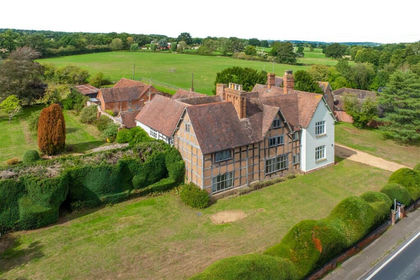 1.5 acres of Country Home for sale in Coughton