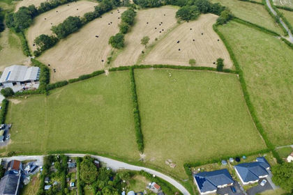 23.4 acres of Agricultural Land for sale in Cilycwm