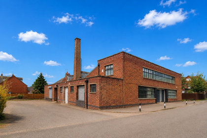 Warehouse for sale in Rushden