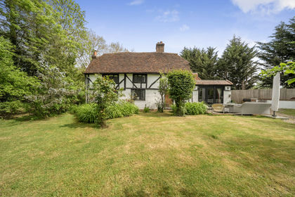 1.8 acres of House with Land for sale in Marden