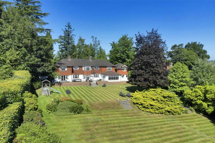 1 acre of House with Land for sale in Brasted