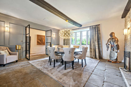 1.3 acres of House with Land for sale in Pucklechurch