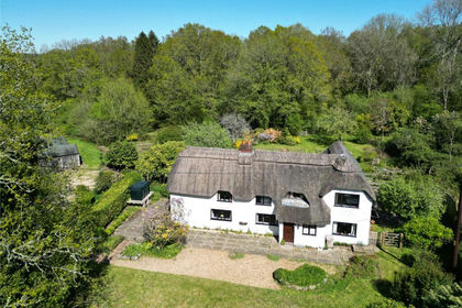 4.8 acres of Cottage for sale in Sandleheath