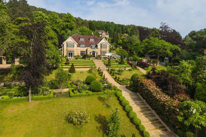 2.5 acres of House with Land for sale in Grindleford