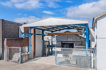 Commercial Land for sale in Croydon West