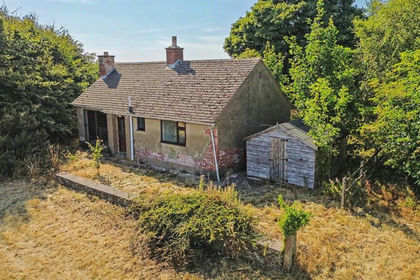 14.9 acres of House with Land for sale in Holmesfield