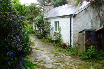 4.7 acres of Agricultural Land for sale in Llansantffraed