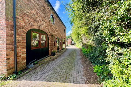 Barn Conversion for sale in Wybunbury