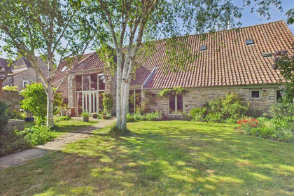 Land for sale in Siston