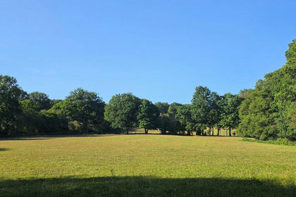 8 acres of House with Land for sale in Lower Beeding