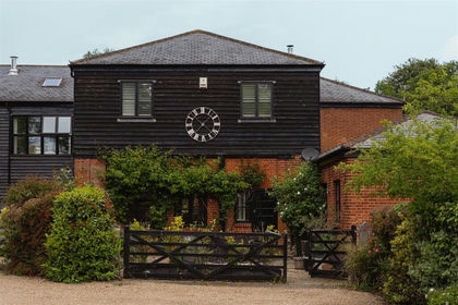 Barn Conversion for sale in Reigate