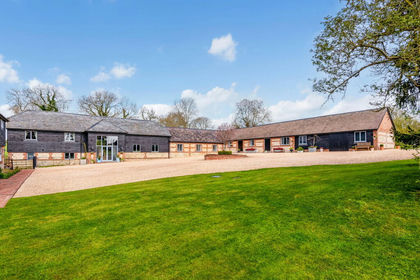 Barn Conversion for sale in Owslebury